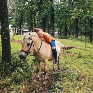 Meet your Posher, Samantha